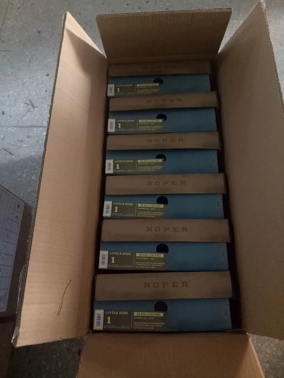 8Fans 2-Layer Comfortable Fishing Jackets Breathable and Waterproof with Cotton Filling and Zipper Closure